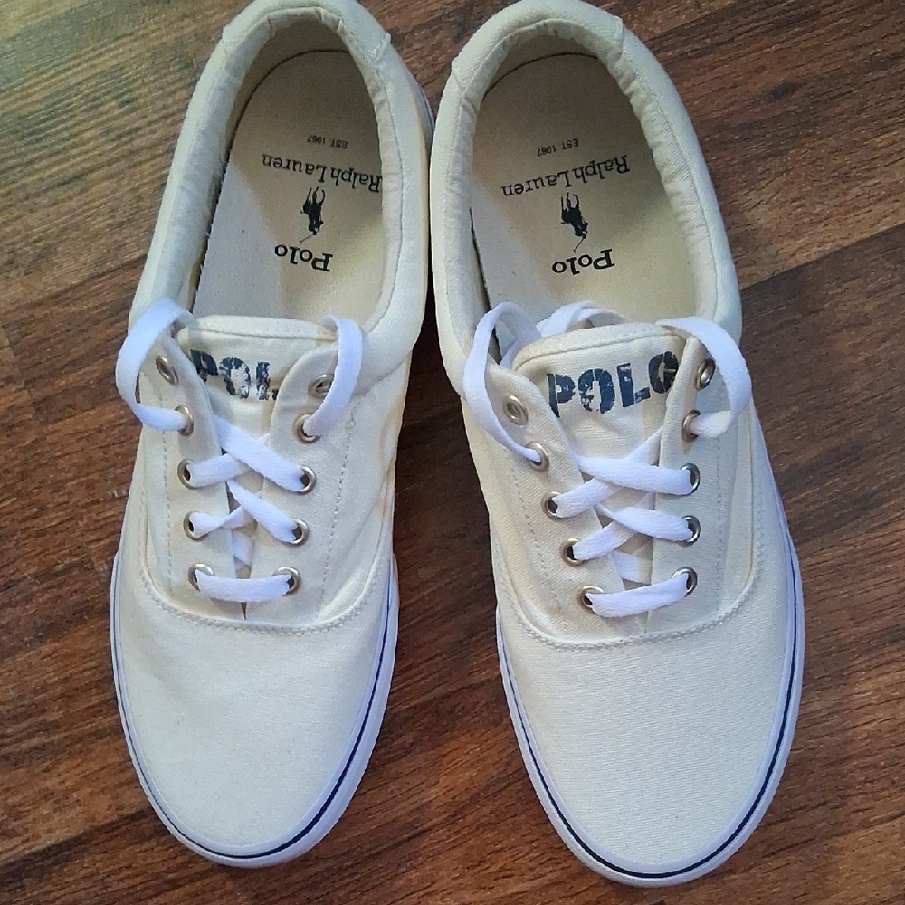 POLO RALPH LAUREN CANVAS SNEAKERS 91/2 NEW